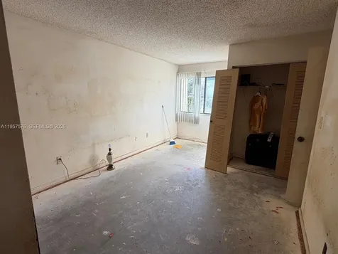 465 NW 210th Street Miami Gardens FL 33169