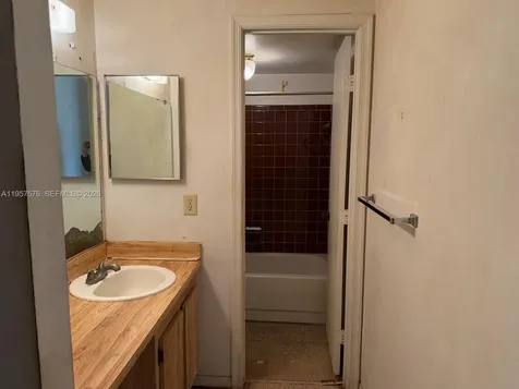 465 NW 210th Street Miami Gardens FL 33169