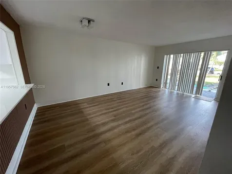 4910 NW 79th Avenue Doral FL 33166