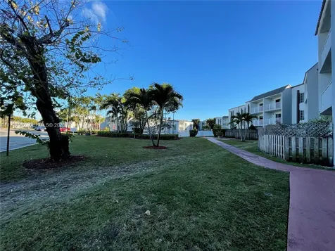 4910 NW 79th Avenue Doral FL 33166