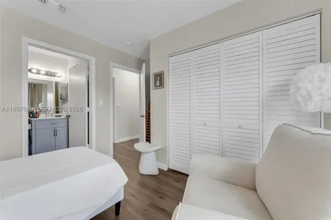 5265 NW 112th Avenue Doral FL 33178