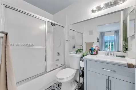 5265 NW 112th Avenue Doral FL 33178