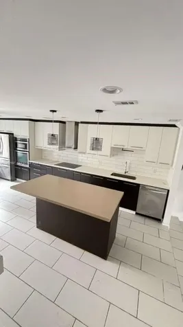 8191 NW 8th Manor Plantation FL 33324