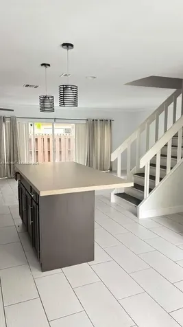 8191 NW 8th Manor Plantation FL 33324