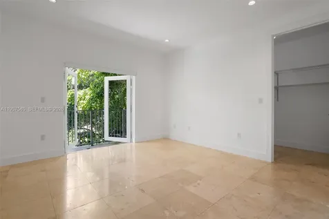 2784 SW 34th Avenue Miami FL 33133