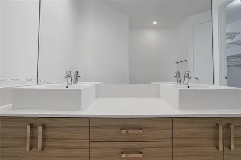 2784 SW 34th Avenue Miami FL 33133