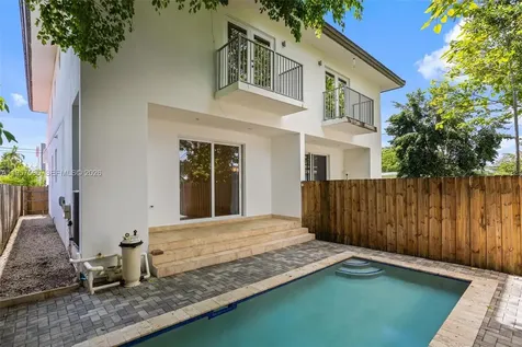 2784 SW 34th Avenue Miami FL 33133
