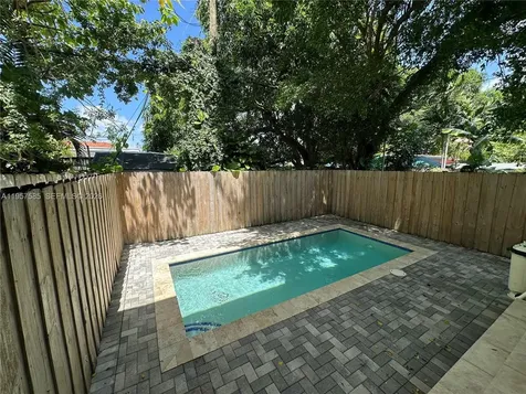 2784 SW 34th Avenue Miami FL 33133