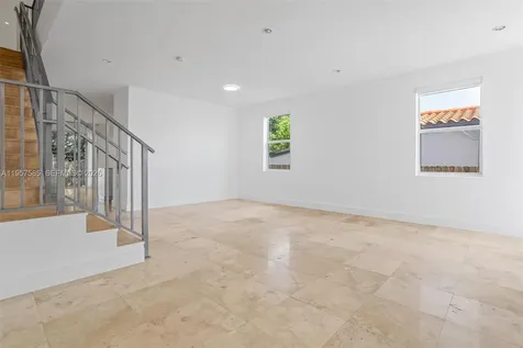 2784 SW 34th Avenue Miami FL 33133