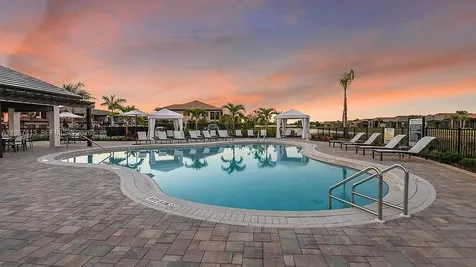 15323 Lucerna Naples FL 34114