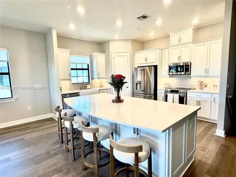 15323 Lucerna Naples FL 34114