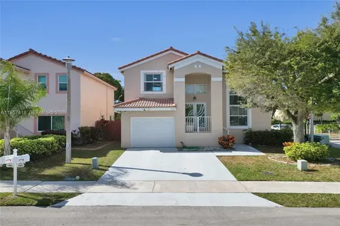 2001 Barcelona Terrace Margate FL 33063