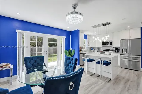 2001 Barcelona Terrace Margate FL 33063