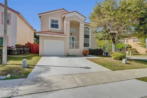 2001 Barcelona Terrace Margate FL 33063