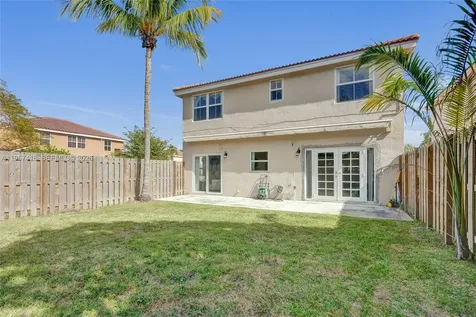 2001 Barcelona Terrace Margate FL 33063