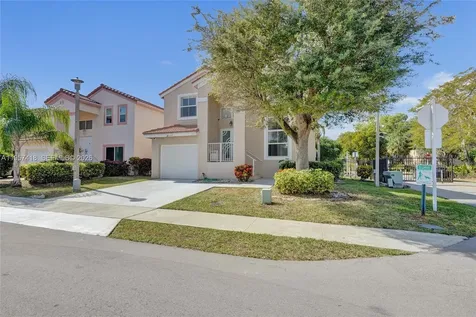 2001 Barcelona Terrace Margate FL 33063