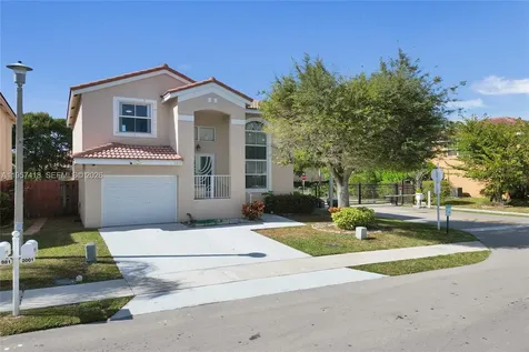 2001 Barcelona Terrace Margate FL 33063