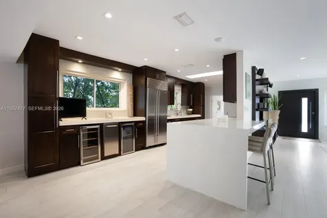 7910 Hawthorne Avenue Miami Beach FL 33141