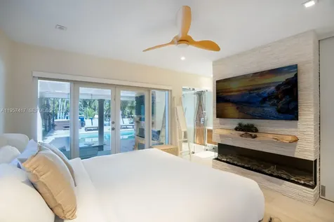 7910 Hawthorne Avenue Miami Beach FL 33141