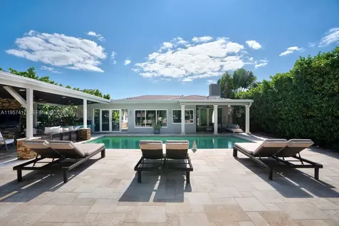 7910 Hawthorne Avenue Miami Beach FL 33141