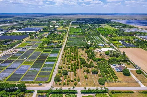 254XX SW 217ave Homestead FL 33031
