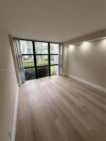 17021 N Bay Road Sunny Isles Beach FL 33160