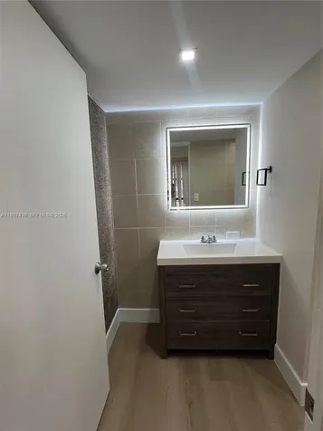 17021 N Bay Road Sunny Isles Beach FL 33160