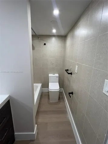 17021 N Bay Road Sunny Isles Beach FL 33160