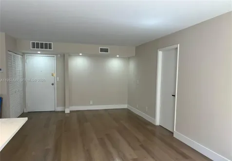 17021 N Bay Road Sunny Isles Beach FL 33160