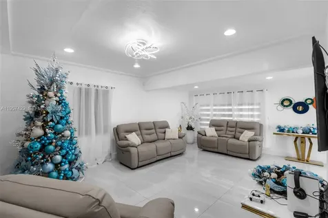 2464 NW 104th Street Miami FL 33147