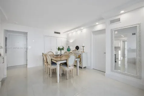 20515 E Country Club Drive Aventura FL 33180