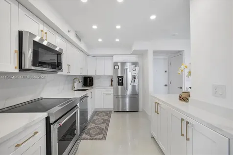 20515 E Country Club Drive Aventura FL 33180