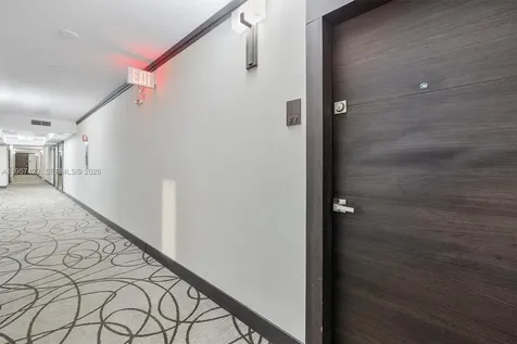 20515 E Country Club Drive Aventura FL 33180
