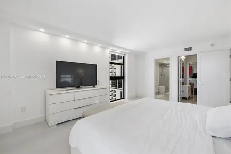 20515 E Country Club Drive Aventura FL 33180