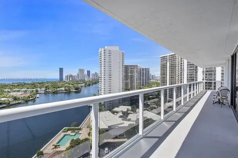 20515 E Country Club Drive Aventura FL 33180