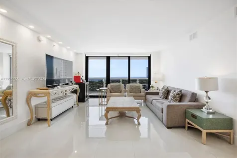 20515 E Country Club Drive Aventura FL 33180