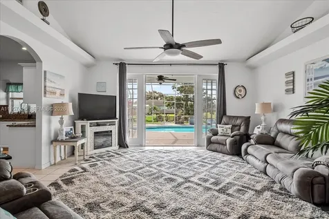 349 NE Anderson Street Lake Placid FL 33852