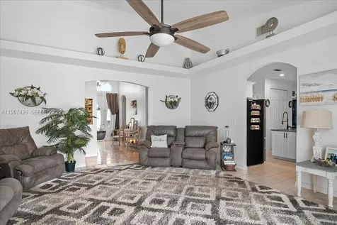 349 NE Anderson Street Lake Placid FL 33852