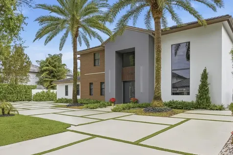 9467 NW 54th Doral Circle Lane Doral FL 33178