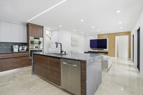 9467 NW 54th Doral Circle Lane Doral FL 33178