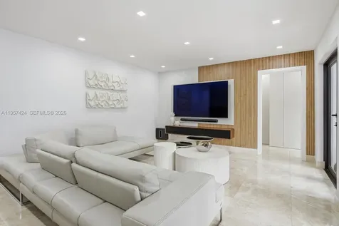 9467 NW 54th Doral Circle Lane Doral FL 33178