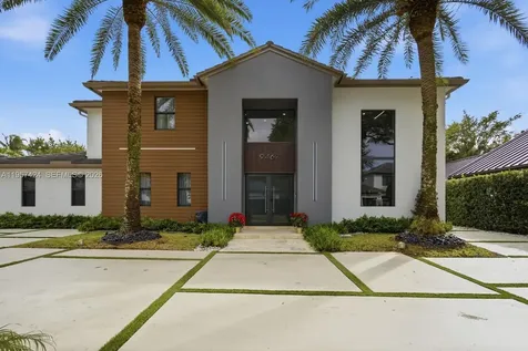 9467 NW 54th Doral Circle Lane Doral FL 33178