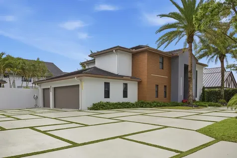9467 NW 54th Doral Circle Lane Doral FL 33178