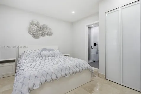 9467 NW 54th Doral Circle Lane Doral FL 33178