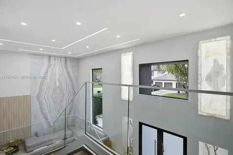 9467 NW 54th Doral Circle Lane Doral FL 33178