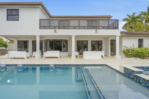 9467 NW 54th Doral Circle Lane Doral FL 33178