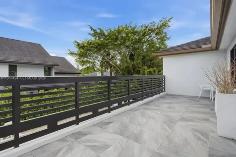 9467 NW 54th Doral Circle Lane Doral FL 33178