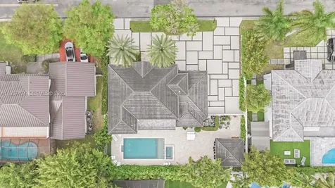 9467 NW 54th Doral Circle Lane Doral FL 33178