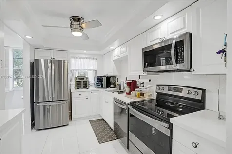 1400 Saint Charles Place Pembroke Pines FL 33026