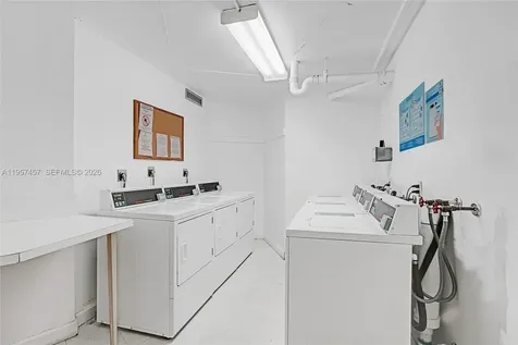 1400 Saint Charles Place Pembroke Pines FL 33026